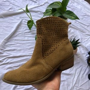American Eagle Suede Eyelet Western Booties